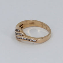 Load image into Gallery viewer, 18K Yellow Gold Women Diamond Design Ring D.0.60 CT
