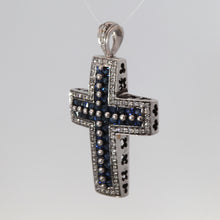 將圖片載入圖庫檢視器 18K White Gold Diamond Sapphire Cross Pendant S1.05CT D0.80CT