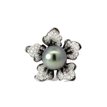 Load image into Gallery viewer, 18K White Gold Diamond South Sea Black Pearl Ring D1.86CT
