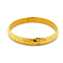 Load image into Gallery viewer, 24K Solid Yellow Gold Design Fook 福 Bangle 22.3 Grams 千足金
