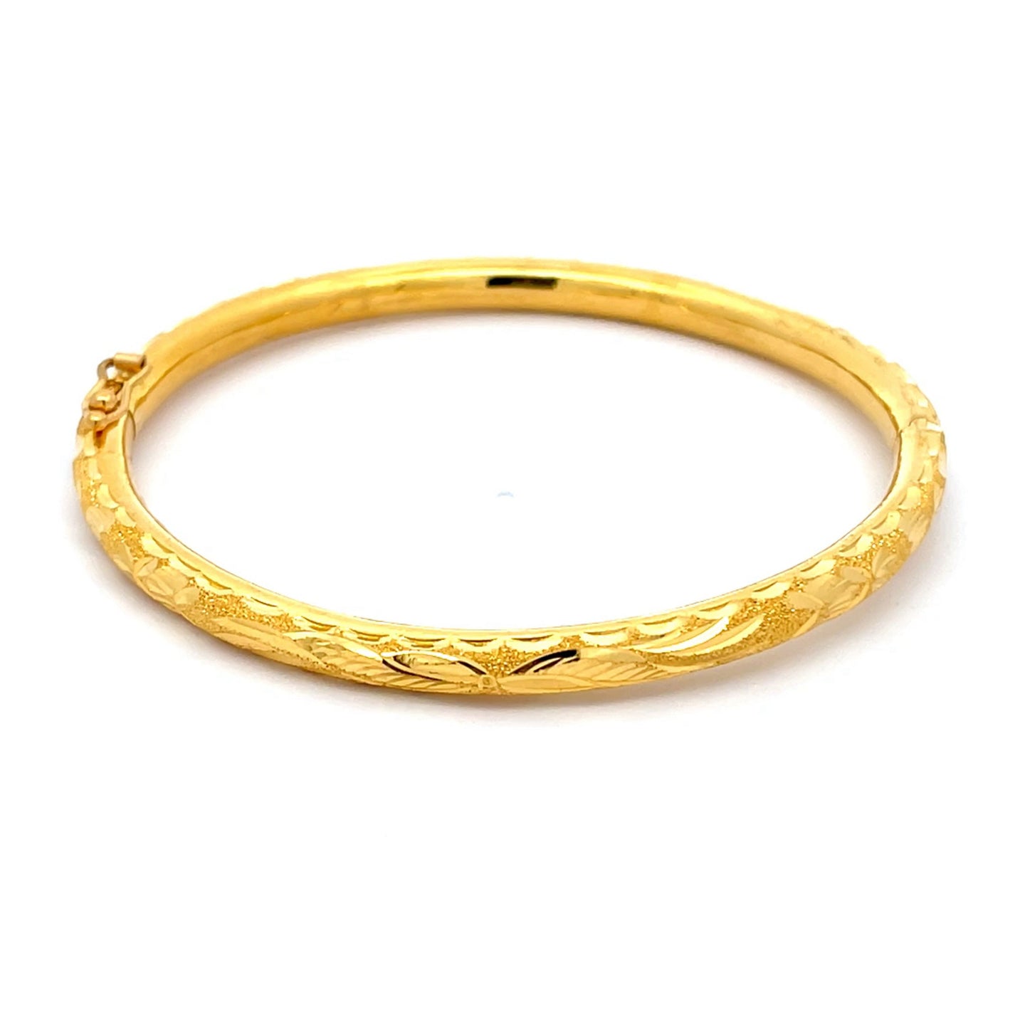 24K Solid Yellow Gold Design Bangle 18.7 Grams