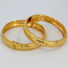 將圖片載入圖庫檢視器 One Pair Of 24K Solid Yellow Gold Wedding Dragon Phoenix Bangles 20.7 Grams