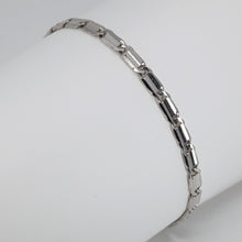 Load image into Gallery viewer, 14K Solid White Gold Flat Link Bracelet 8 1/4&quot; 10.1 Grams
