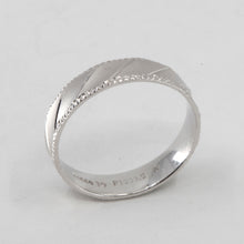 Load image into Gallery viewer, One Pair of Platinum Wedding Band Rings 9 Grams
