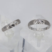 將圖片載入圖庫檢視器 18K Solid White Gold Diamond Couple Wedding Rings Band D0.12 CT, D0.18 CT