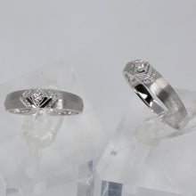 將圖片載入圖庫檢視器 18K Solid White Gold Diamond Couple Wedding Rings Band D0.12 CT, D0.18 CT