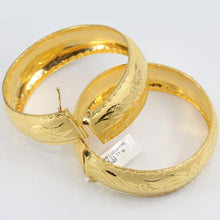 Load image into Gallery viewer, One Pair Of 24K Solid Yellow Gold Wedding Bangles 22.2 Grams
