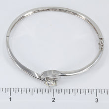 Load image into Gallery viewer, 18K White Gold Diamond Bangle D0.81 CT
