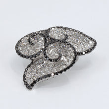 Load image into Gallery viewer, 18K White Gold Diamond Flower Pendant D2.65 CT
