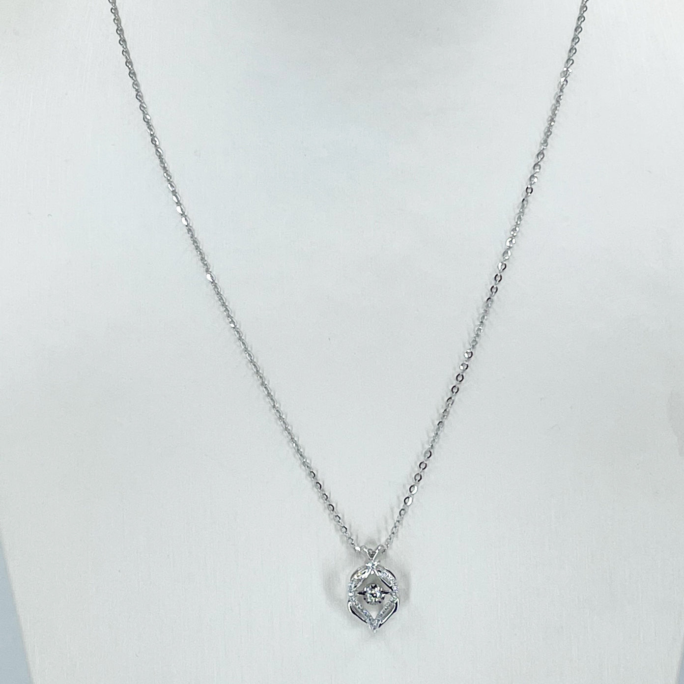 18K Solid White Gold Round Link Chain Necklace with Diamond Pendant 18