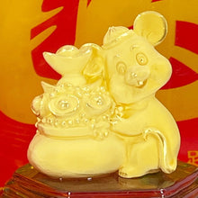 Load image into Gallery viewer, 24K Solid Yellow Gold Mouse Rat Holding Treasure Ornament Figurine 1 1/4&quot; x 1 3/8&quot;
