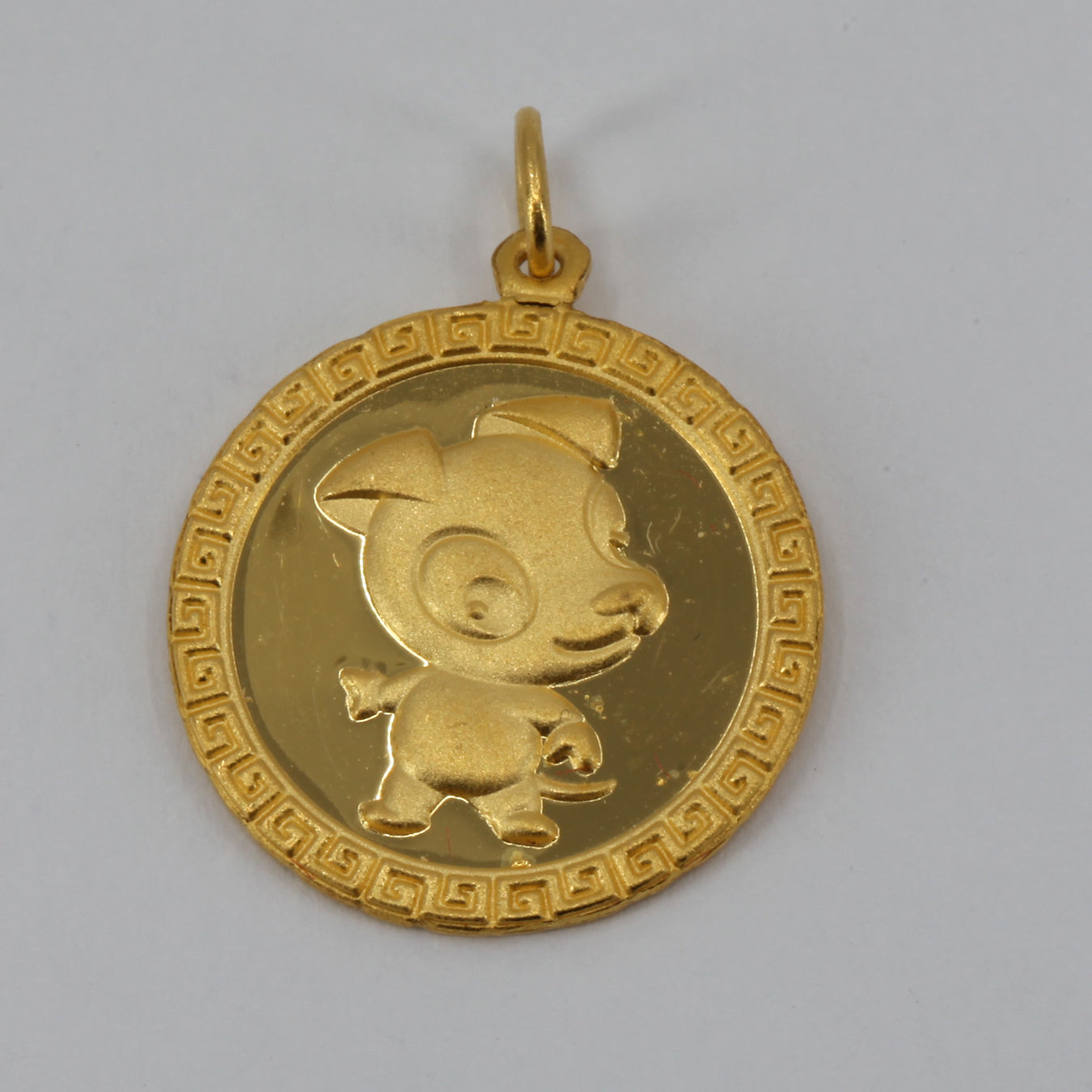 24K Solid Yellow Gold Round Zodiac Dog Hollow Pendant 1.85 Grams