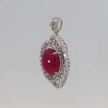 將圖片載入圖庫檢視器 18K White Gold Diamond Cabochon Ruby Pendant R6.03CT D0.62CT
