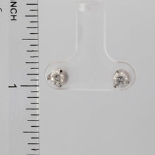 將圖片載入圖庫檢視器 18K Solid White Gold Diamond Stud Earrings D0.47 CT
