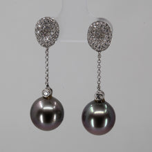 將圖片載入圖庫檢視器 18K White Gold Diamond South Sea Black Pearl Hanging Earrings D0.51 CT
