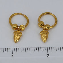 將圖片載入圖庫檢視器 24K Solid Yellow Gold Hoop Sliding Beads Strawberry Earrings 4.6 Grams
