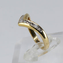 Load image into Gallery viewer, 18K Yellow Gold Women Diamond Design Ring D.0.39 CT
