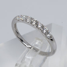 將圖片載入圖庫檢視器 18K Solid White Gold Diamond Ring Band D0.45 CT
