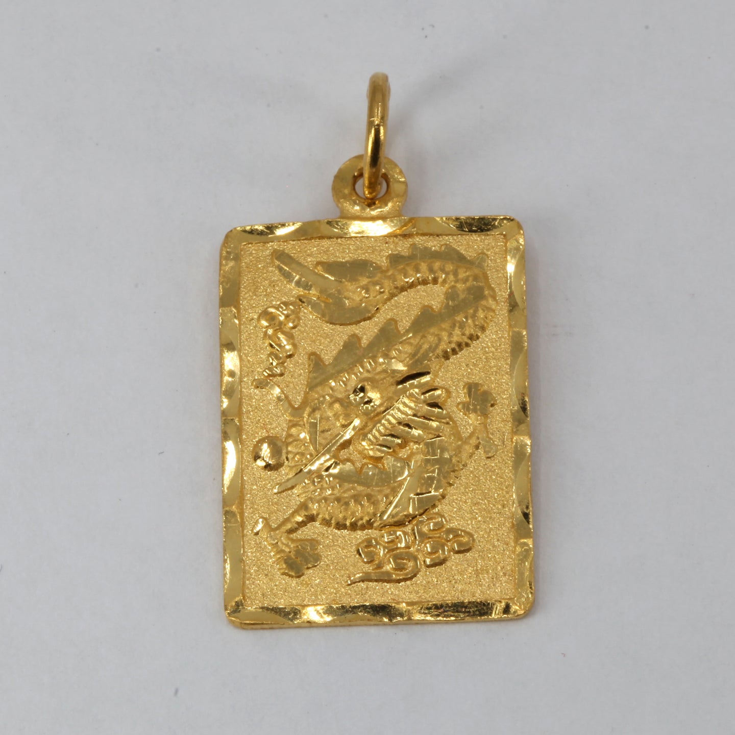 24K Solid Yellow Gold Zodiac Dragon Rectangular Pendant Charm 4.0 Grams