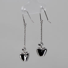 將圖片載入圖庫檢視器 18K Solid White Gold Apple Hoop Earrings 2.0 Grams

