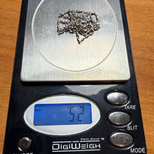 Load image into Gallery viewer, Platinum Twisted Link Chain 5.2 Grams 18"
