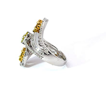 Load image into Gallery viewer, 18K White Gold Women Diamond Flower Ring D2.91CT
