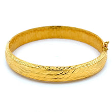 Load image into Gallery viewer, 24K Solid Yellow Gold Design Fook 福 Bangle 25.4 Grams
