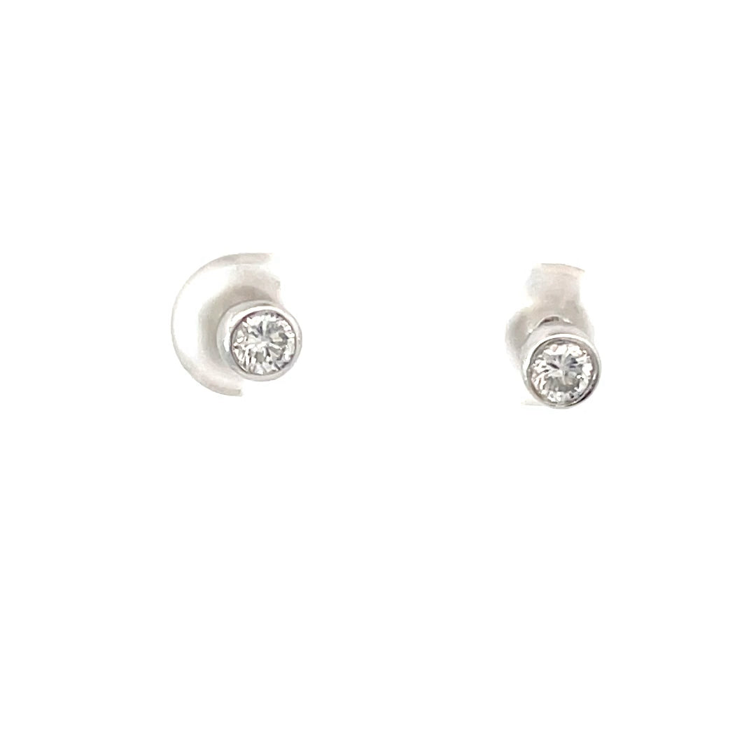 14K Solid White Gold Diamond Stud Earrings D0.24 CT