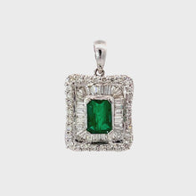 將影片載入圖庫檢視器並播放，14K White Gold Diamond Emerald Pendant E1.25CT D1.15CT
