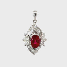 將影片載入圖庫檢視器並播放，18K White Gold Diamond Ruby Pendant R2.52CT D3.65CT
