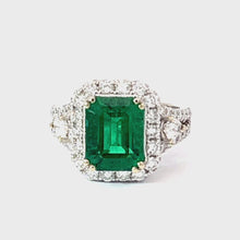 將影片載入圖庫檢視器並播放，18K White Gold Women Diamond Emerald Ring E3.80CT D1.67CT
