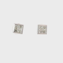 將影片載入圖庫檢視器並播放，18K Solid White Gold Princess Cut Diamond Earrings D0.64 CT
