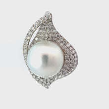 Load and play video in Gallery viewer, 18K White Gold Diamond South Sea White Pearl Pendant D3.48 CT

