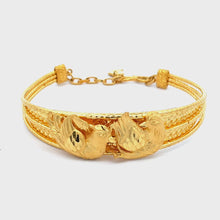 Load and play video in Gallery viewer, 24K Solid Yellow Gold Mandarin Ducks 鴛鸯 Bangle 25.2 Grams
