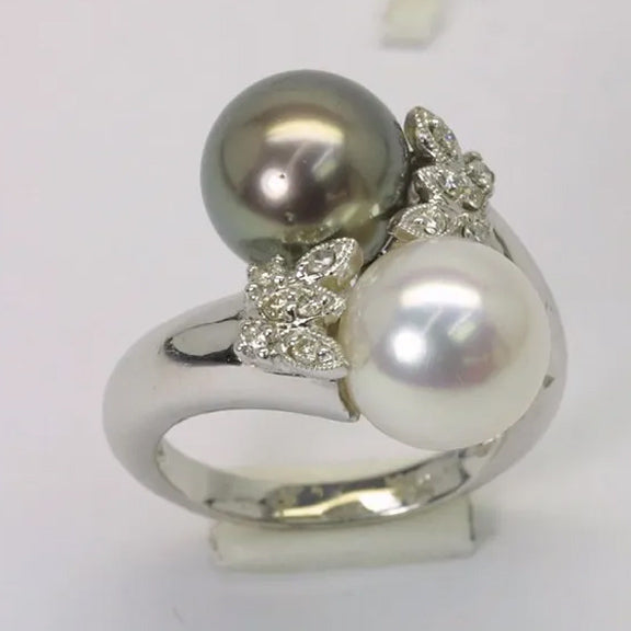 18K White Gold Diamond Black White Pearl Ring