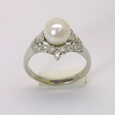 18K White Gold Diamond White Pearl Ring