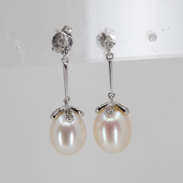 14K White Gold Diamond White Pearl Hanging Earrings D0.21 CT