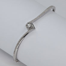 Load image into Gallery viewer, 18K Solid White Gold Diamond Bangle D0.15 CT
