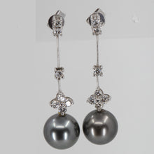 將圖片載入圖庫檢視器 18K White Gold Diamond South Sea Black Pearl Hanging Earrings D0.58 CT
