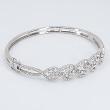 Load image into Gallery viewer, 18K White Gold Diamond Flower Bangle D2.55 CT
