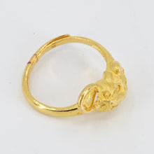 Load image into Gallery viewer, 24K Solid Yellow Gold Fortune 金錢蟾蜍 Adjustable Ring 5.9 Grams
