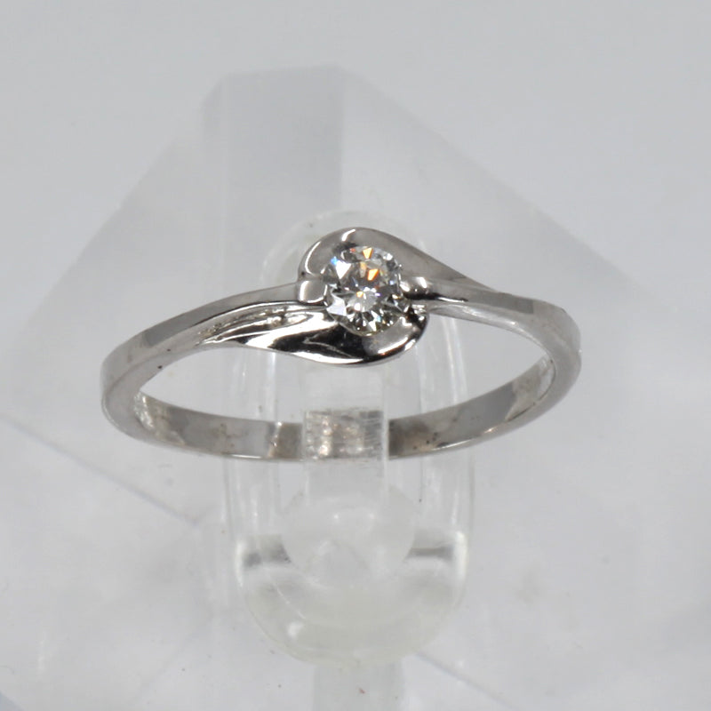 18K Solid White Gold Diamond Ring 0.09 CT 1.6 Gram