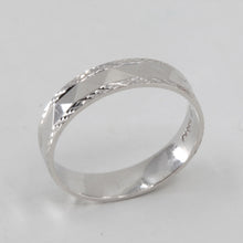 Load image into Gallery viewer, One Pair of Platinum Wedding Band Rings 9.8 Grams
