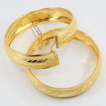 將圖片載入圖庫檢視器 One Pair Of 24K Solid Yellow Gold Wedding Dragon Phoenix Bangles 21.7 Grams

