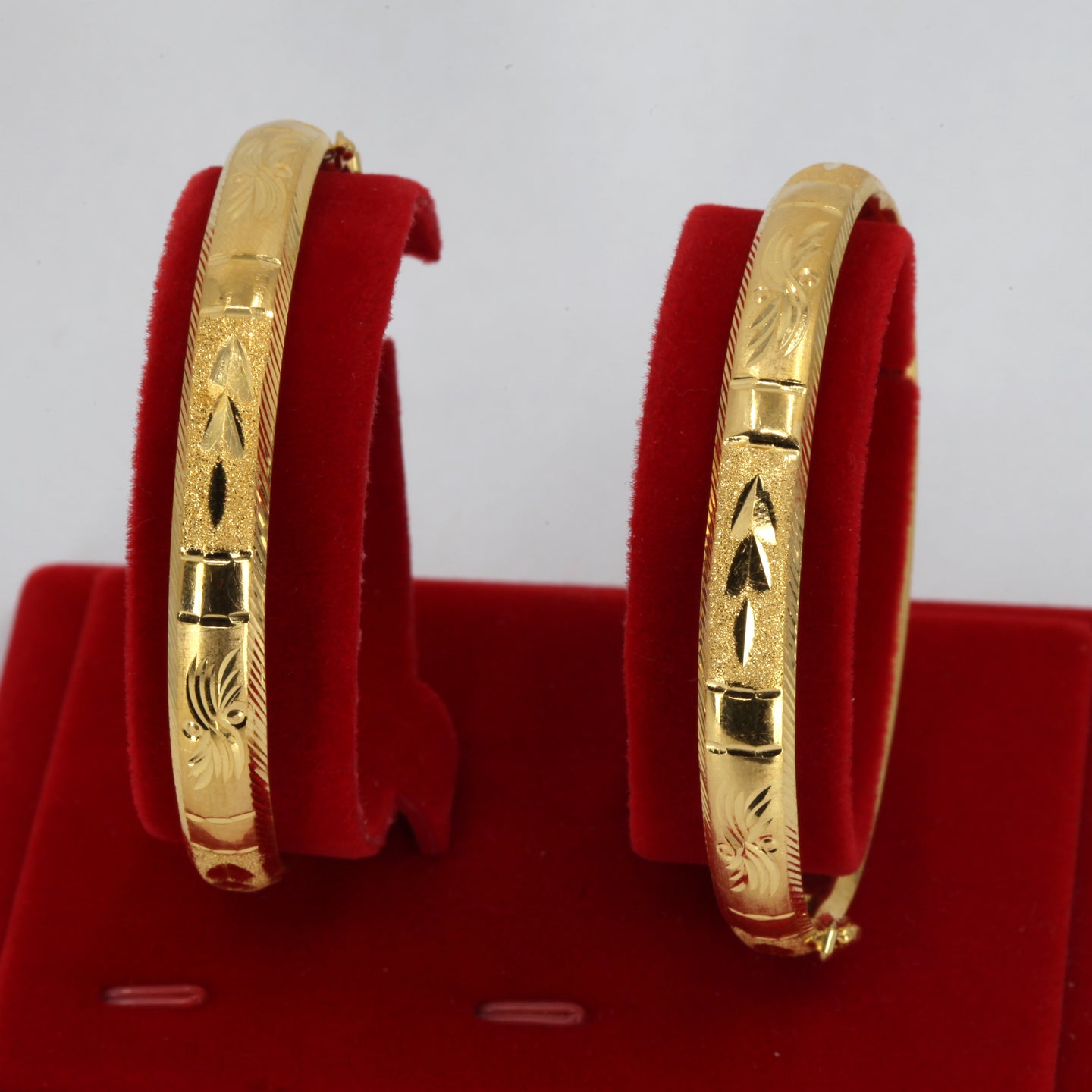 One Pair Of 24K Solid Yellow Gold Wedding Bangles 36.1 Grams