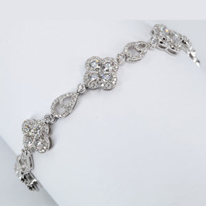 18K White Gold Diamond Flower Bracelet D5.66 CT