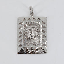 Load image into Gallery viewer, Platinum 3D Dragon Pendant 13 Grams
