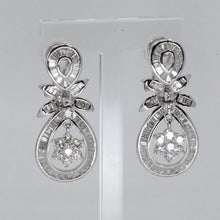 將圖片載入圖庫檢視器 18K Solid White Gold Diamond Hanging French Clip Earrings D2.96 CT
