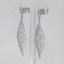 將圖片載入圖庫檢視器 18K White Gold Diamond Fashion Hanging Earrings D2.71 CT
