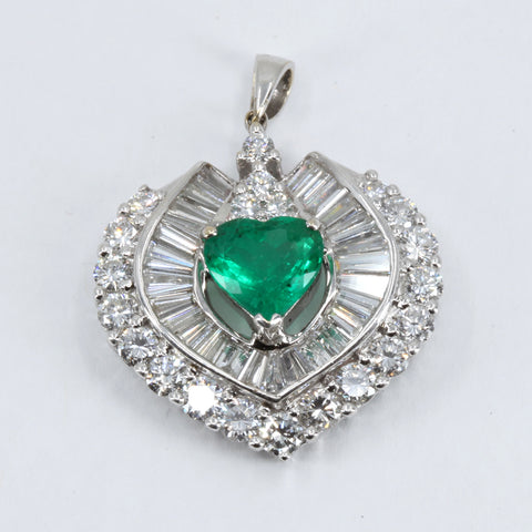 18K White Gold Diamond Emerald Heart Pendant E1.56CT D3.06CT